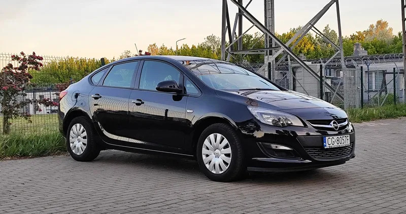 samochody osobowe Opel Astra cena 46900 przebieg: 37500, rok produkcji 2018 z Grudziądz